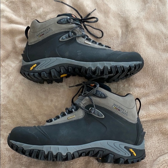 Merrill Continuum Waterproof Hiking Boot - Picture 2 of 3